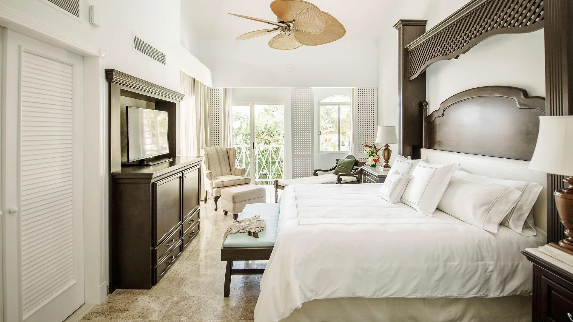 *****  Royal Hideaway Playacar All-Inclusive Adults Only Resort Playa del Carmen Mexico