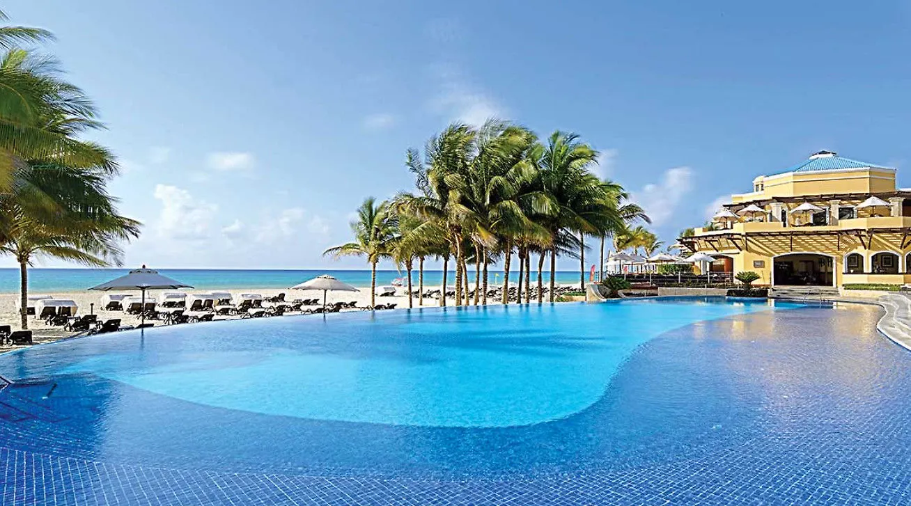 *****  Royal Hideaway Playacar All-Inclusive Adults Only Resort Playa del Carmen Meksika